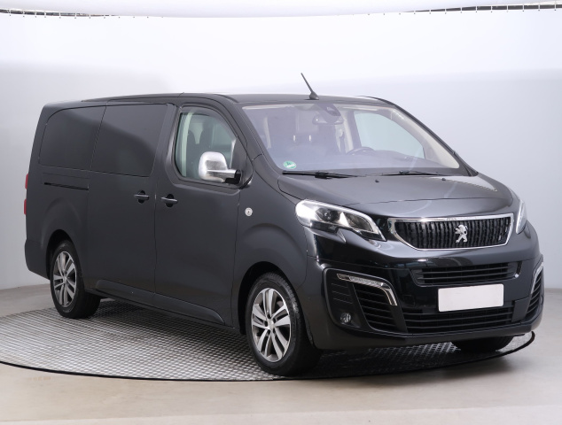 Peugeot Traveller 2017