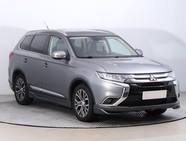 Mitsubishi Outlander 2015