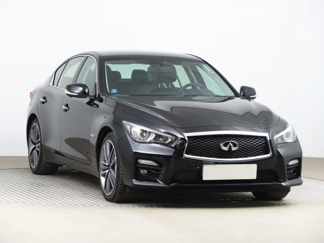 Infiniti Q50 2015