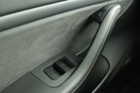 Tesla Model 3 - 2021