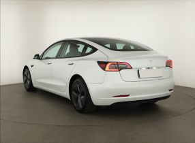 Tesla Model 3 - 2021