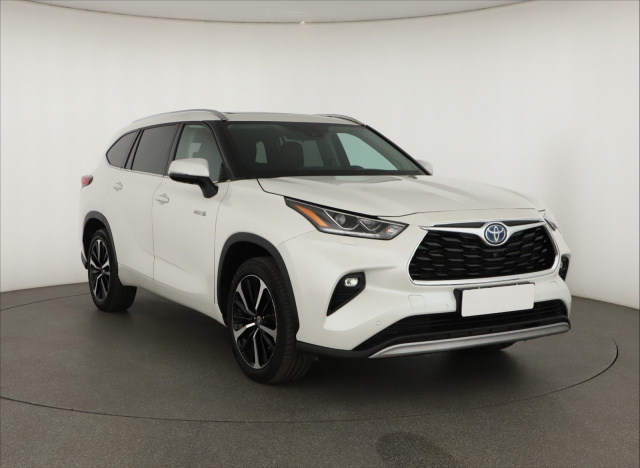 Toyota Highlander 2021