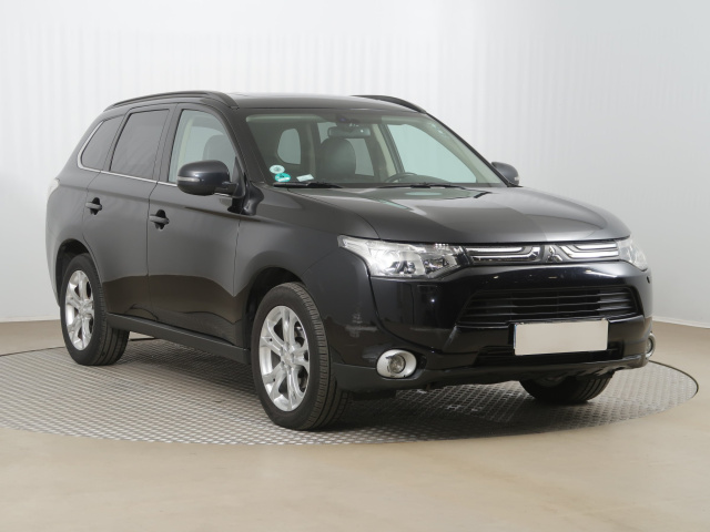 Mitsubishi Outlander 2013