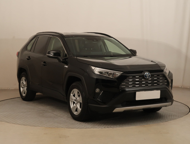 Toyota RAV4 2021