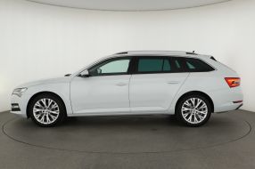 Skoda Superb - 2022