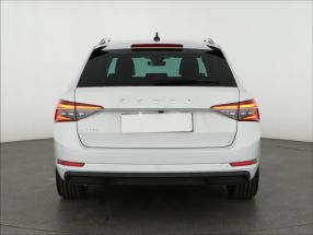 Škoda Superb - 2022