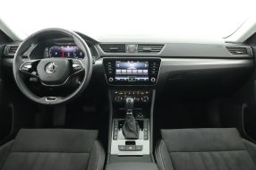 Škoda Superb - 2022