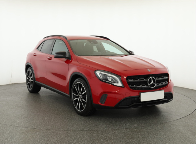 Mercedes-Benz GLA 2019