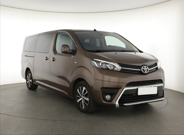 Toyota Proace Verso 2021