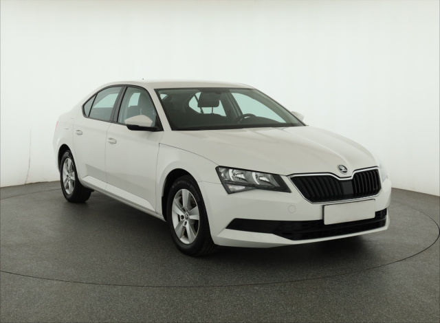 Škoda Superb 2017