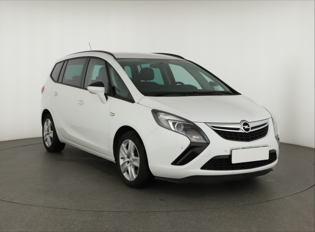 Opel Zafira 2015