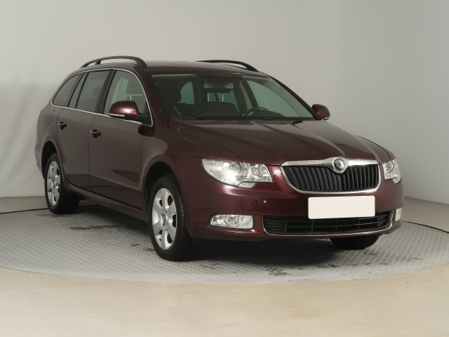 Škoda Superb 2012