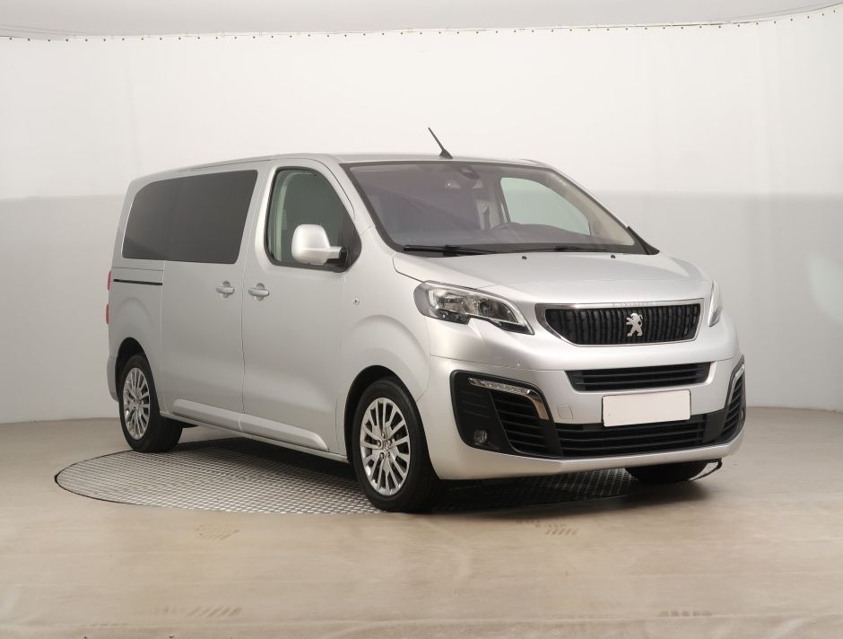 Peugeot Traveller - 2018