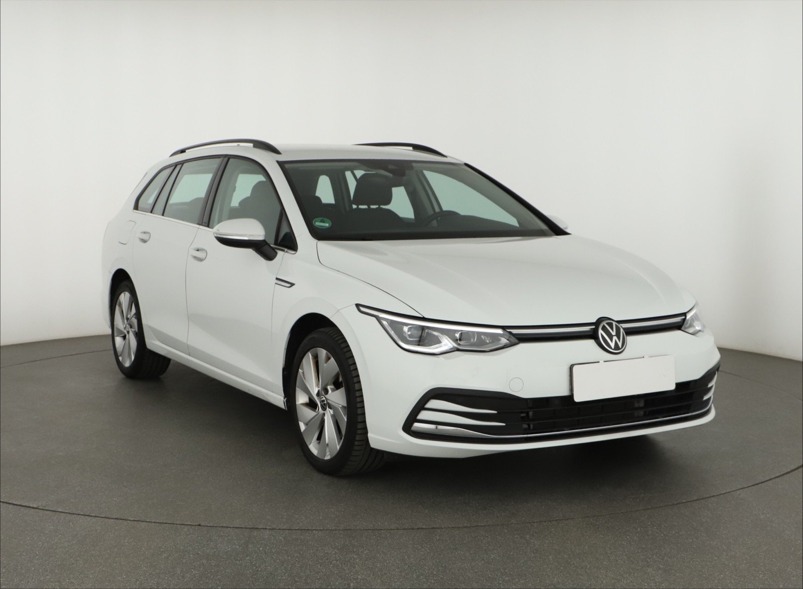 Volkswagen Golf - 2023