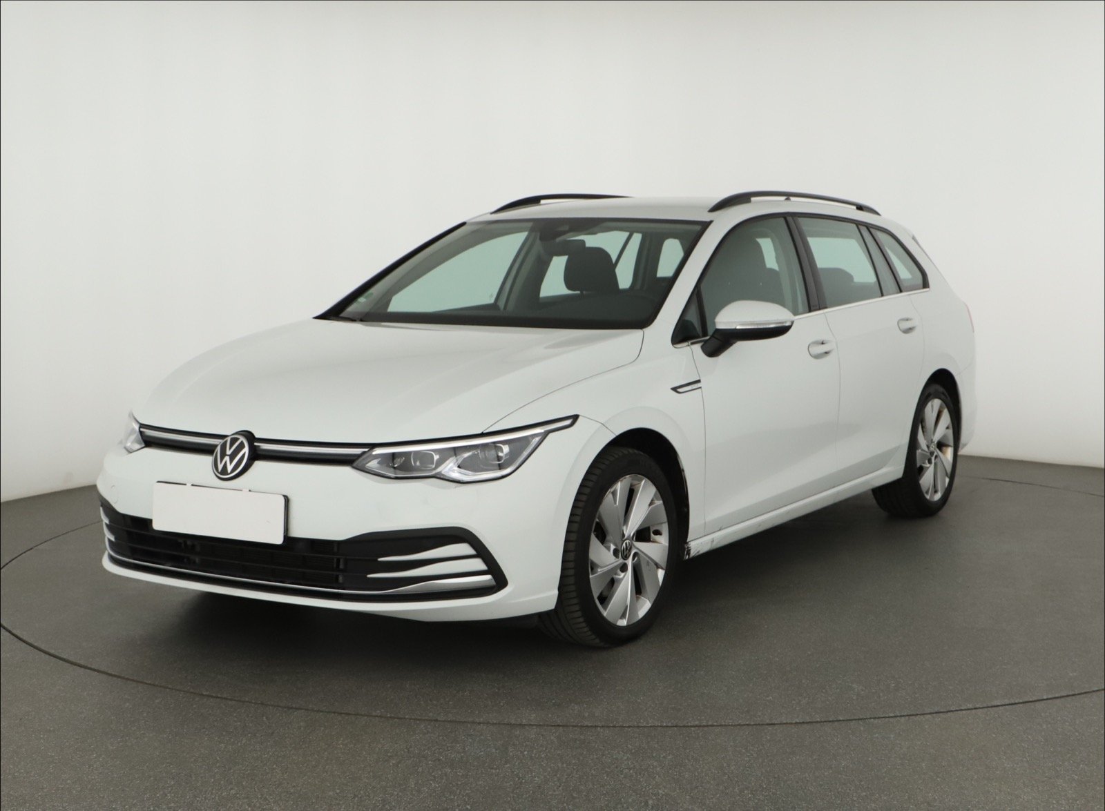Volkswagen Golf - 2023