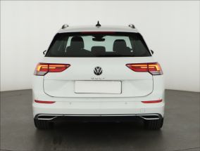 Volkswagen Golf - 2023