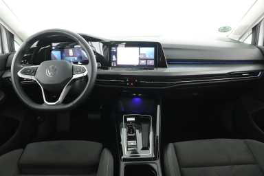 Volkswagen Golf - 2023