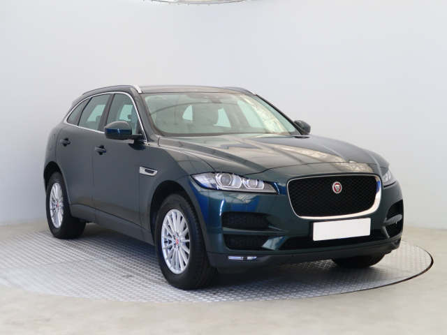 Jaguar F-Pace 2016