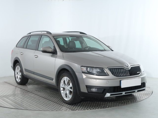 Škoda Octavia Scout 2015