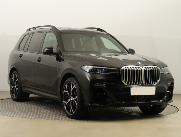 BMW X7 2021