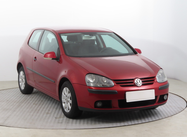 Volkswagen Golf 2004