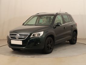 Volkswagen Tiguan - 2010