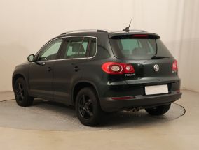 Volkswagen Tiguan - 2010
