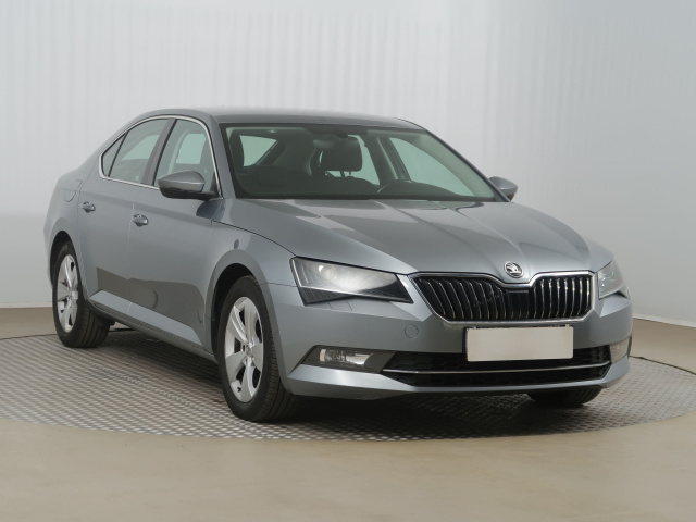 Škoda Superb 2017