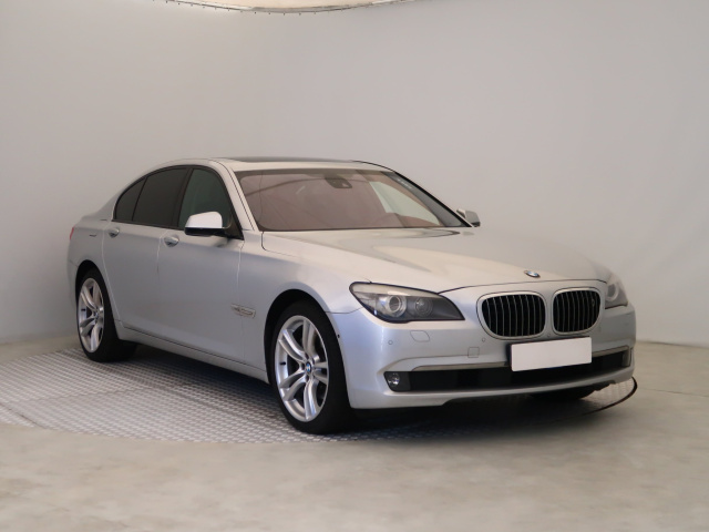 BMW 7 2010