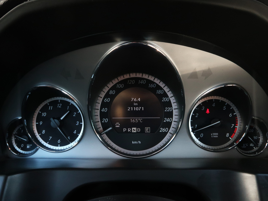 Mercedes-Benz E