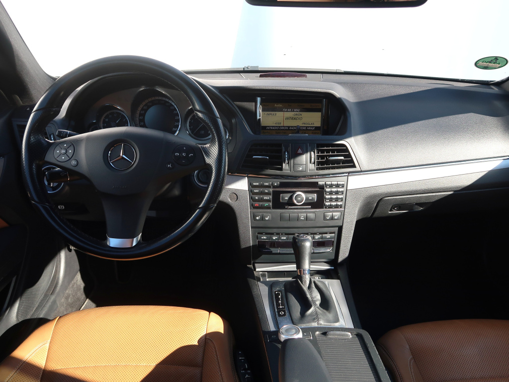 Mercedes-Benz E