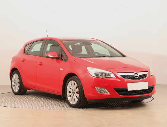 Opel Astra 2011