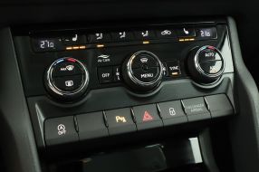 Škoda Karoq - 2025