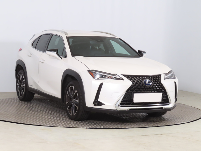 Lexus UX 2021