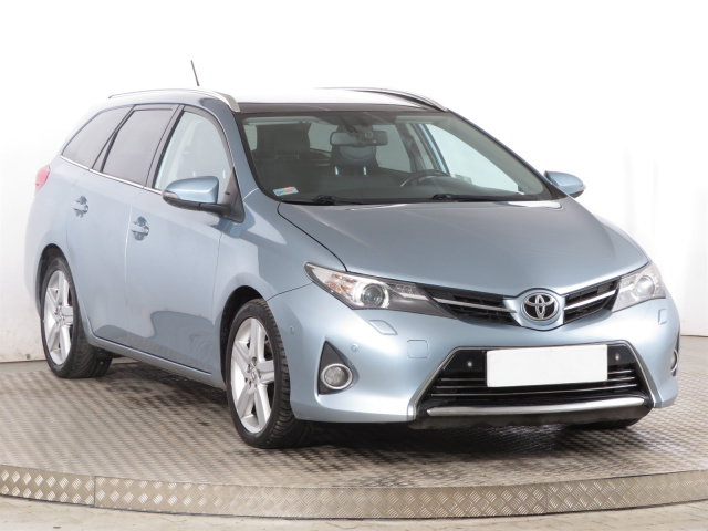 Toyota Auris 2016