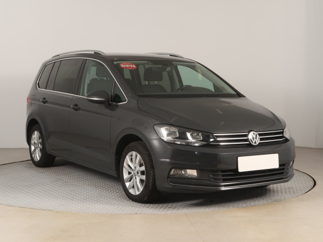 Volkswagen Touran 2016