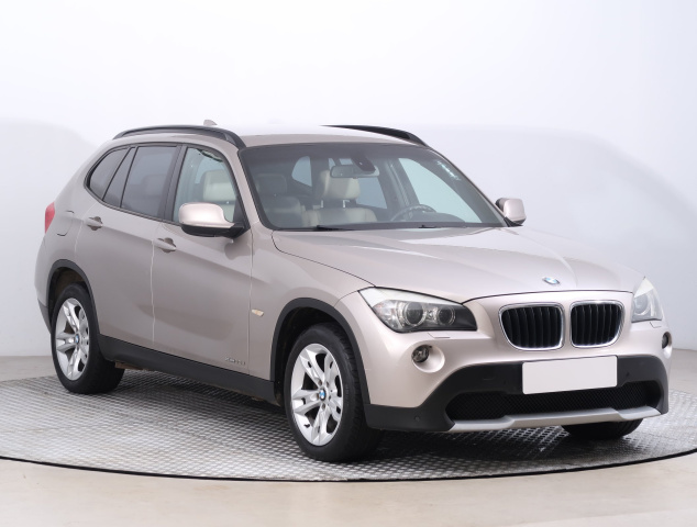 BMW X1 2011