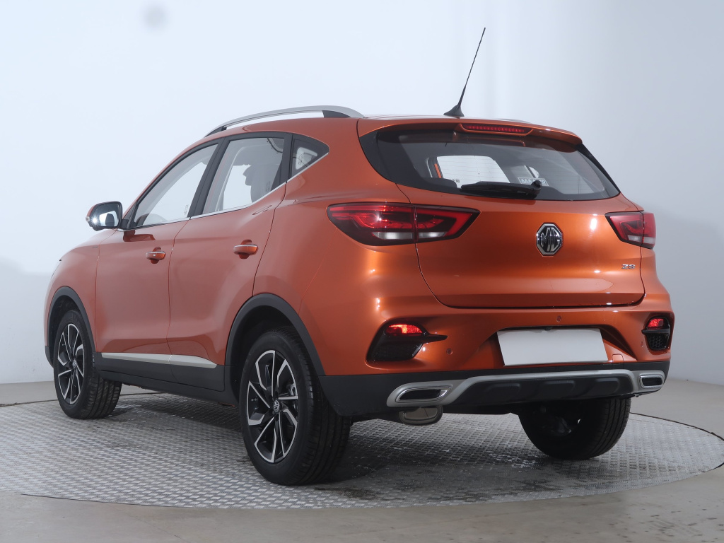 MG ZS SUV