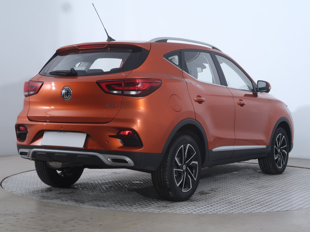 MG ZS SUV