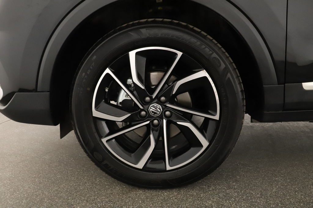 MG ZS SUV