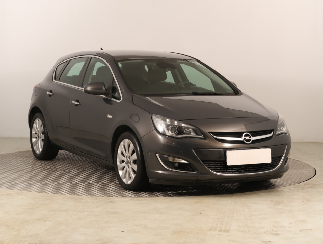 Opel Astra 2013