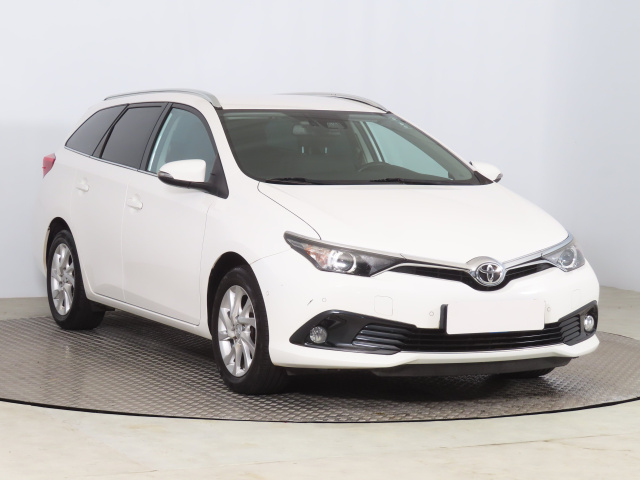 Toyota Auris 2017