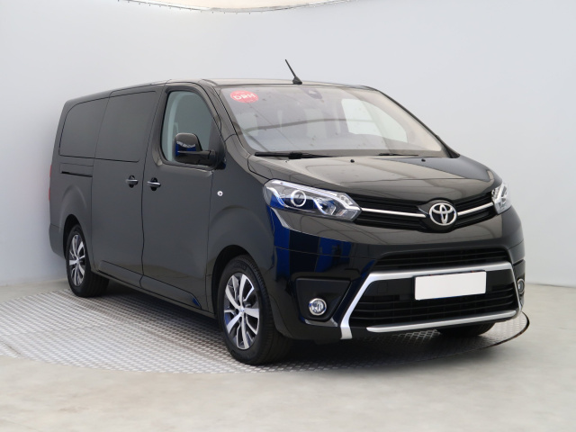 Toyota Proace Verso 2023