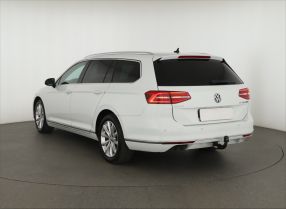Volkswagen Passat - 2016