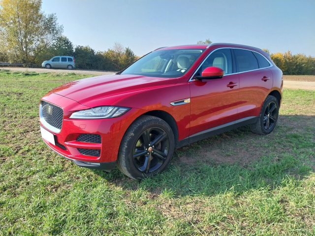 Jaguar F-Pace 2017