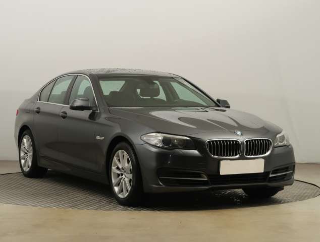 BMW 5 2015