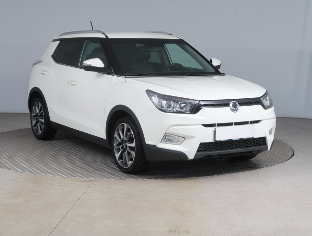 Ssang Yong Tivoli 2015