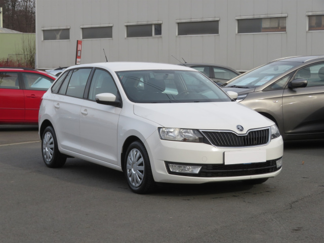 Škoda Rapid Spaceback 2016