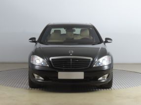 Mercedes-Benz S - 2005