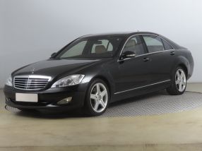 Mercedes-Benz S - 2005